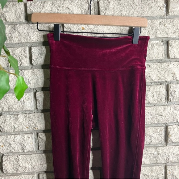 Spanx Velvet Leggings in Color Rich Burgundy - Picture 5 of 8